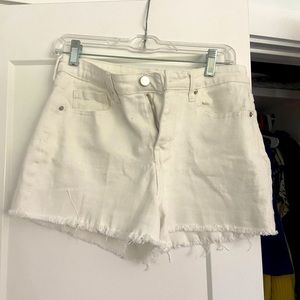 ABOUND (Nordstroms brand) SHORTS!